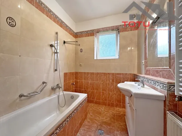Pronájem bytu 2+1, Jaroměř, Svat. Čecha, 60 m2