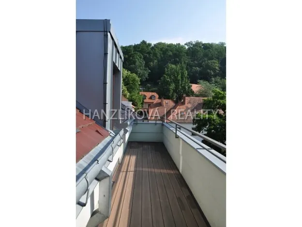 Pronájem bytu 2+kk, Hluboká nad Vltavou, Masarykova, 58 m2