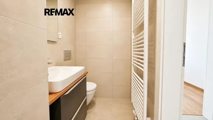 Pronájem bytu 2+kk, Praha - Hloubětín, Kbelská, 54 m2