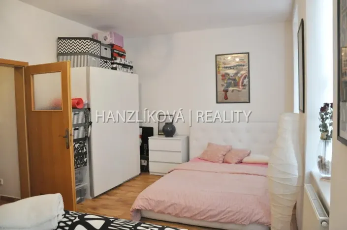 Pronájem bytu 1+kk, České Budějovice - České Budějovice 3, Klaricova, 36 m2