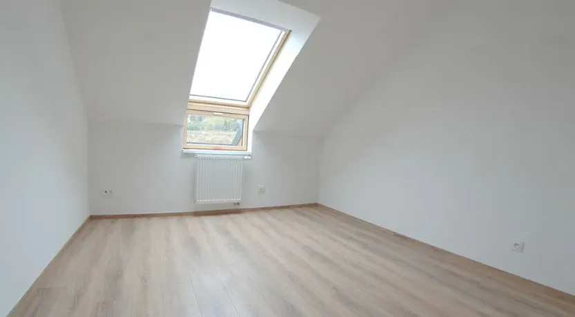 Pronájem rodinného domu, Plzeň - Lhota, Bylinková, 109 m2