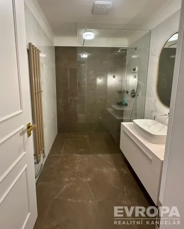 Pronájem bytu 2+kk, Praha - Vinohrady, U Zvonařky, 55 m2