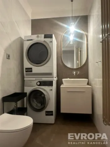 Pronájem bytu 2+kk, Praha - Vinohrady, U Zvonařky, 55 m2