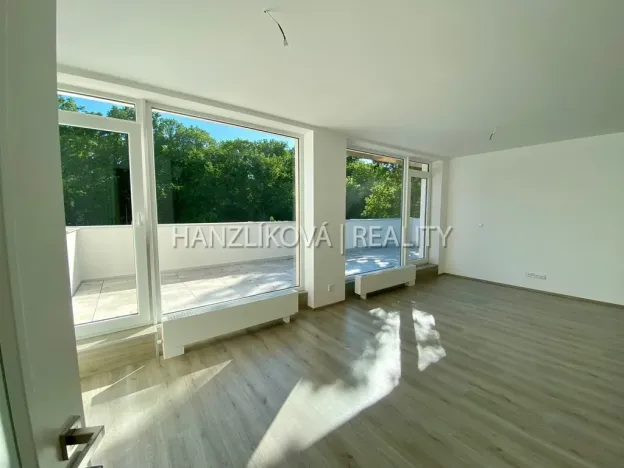 Pronájem bytu 3+kk, Hluboká nad Vltavou, U Parku, 104 m2