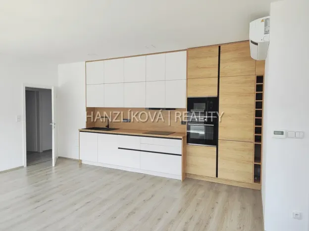 Pronájem bytu 3+kk, Hluboká nad Vltavou, U Parku, 104 m2