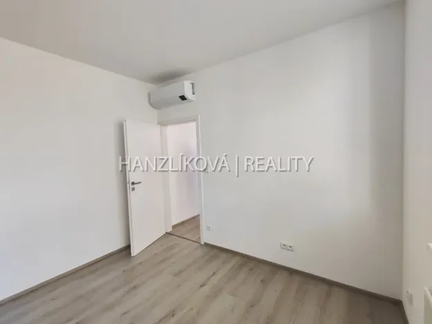Pronájem bytu 3+kk, Hluboká nad Vltavou, U Parku, 104 m2