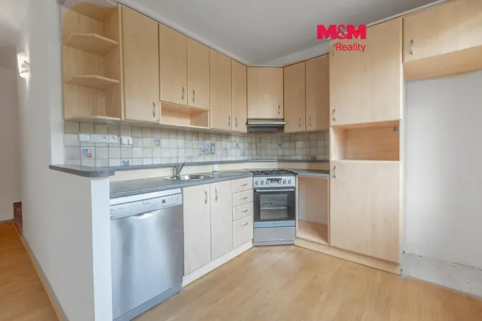 Prodej bytu 3+1, Klatovy - Klatovy III, Cibulkova, 70 m2