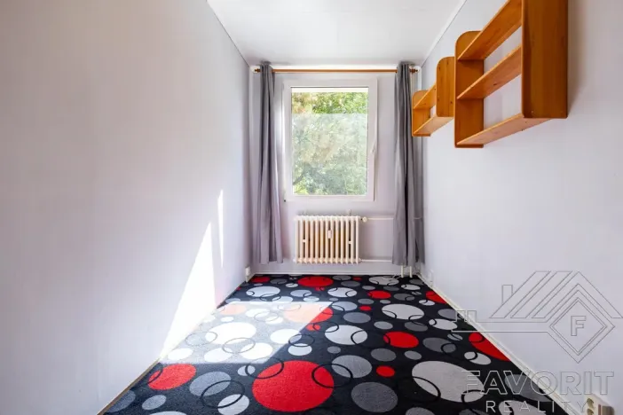 Prodej bytu 3+1, Praha - Prosek, Novoborská, 53 m2
