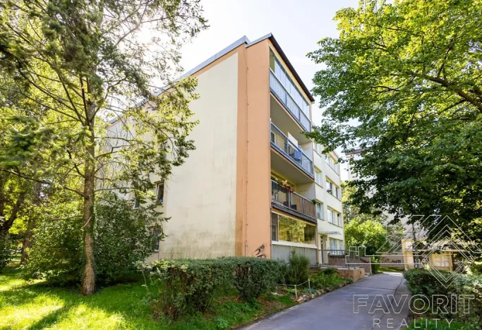 Prodej bytu 3+1, Praha - Prosek, Novoborská, 53 m2