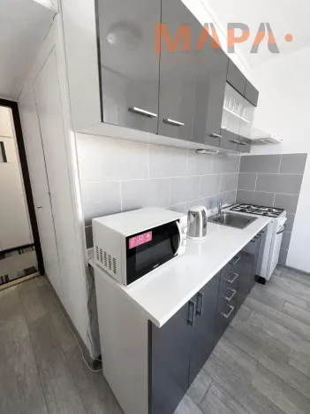 Prodej bytu 1+1, Klášterec nad Ohří - Miřetice u Klášterce nad Ohří, Václava Řezáče, 40 m2
