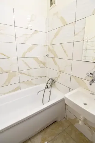 Pronájem bytu 2+1, Chomutov, Haškova, 50 m2