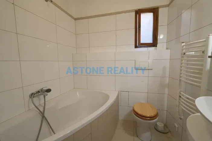 Pronájem bytu 1+kk, Praha - Břevnov, Hošťálkova, 54 m2