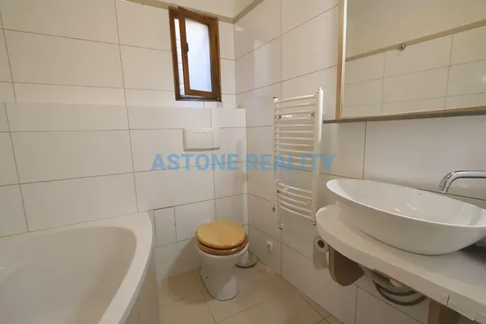 Pronájem bytu 1+kk, Praha - Břevnov, Hošťálkova, 54 m2