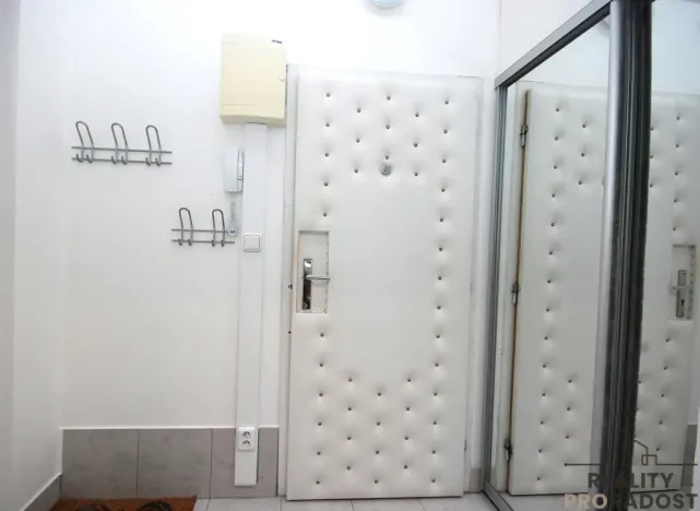 Pronájem bytu 2+kk, Břeclav, Na Valtické, 44 m2