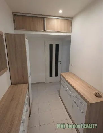 Pronájem bytu 2+kk, Praha - Vršovice, 57 m2