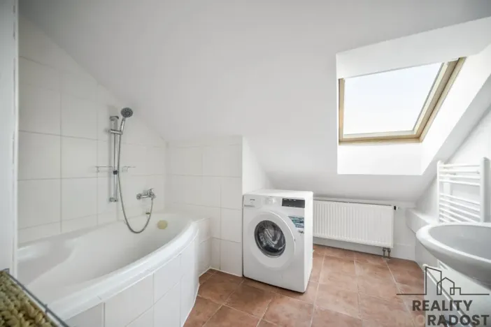Pronájem bytu 3+kk, Pardubice - Zelené Předměstí, Wolkerova, 75 m2