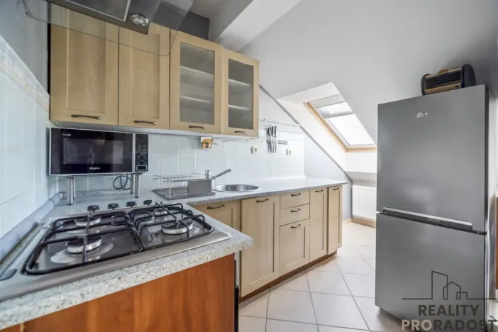 Pronájem bytu 3+kk, Pardubice - Zelené Předměstí, Wolkerova, 75 m2