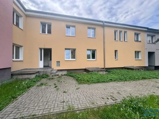 Pronájem obchodního prostoru, Litvínov, Ruská, 45 m2