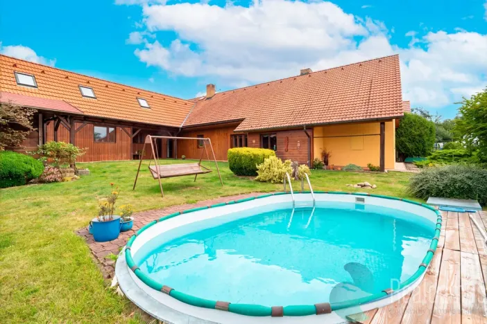 Prodej chalupy, Malonty, 275 m2