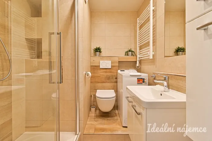 Pronájem bytu 1+1, Brno, Hodonínská, 32 m2