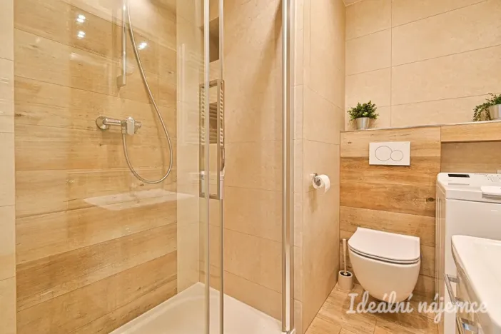 Pronájem bytu 1+1, Brno, Hodonínská, 32 m2