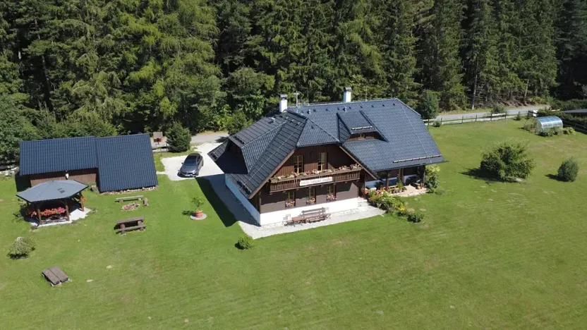 Prodej rodinného domu, Nové Hutě, 300 m2
