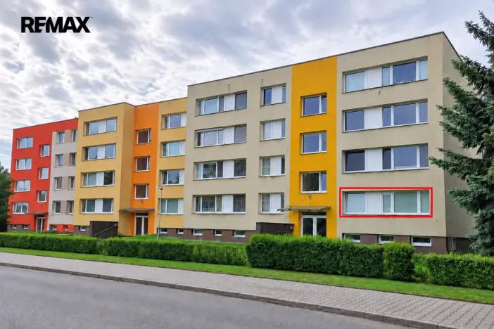 Prodej bytu 3+1, Jesenice, V Lázních, 72 m2