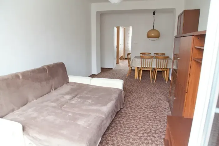 Pronájem bytu 2+1, Týnec nad Sázavou, Družstevní, 50 m2
