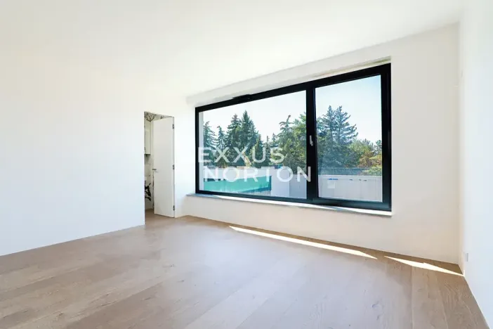 Prodej vily, Praha - Horní Měcholupy, U hostivařského nádraží, 260 m2
