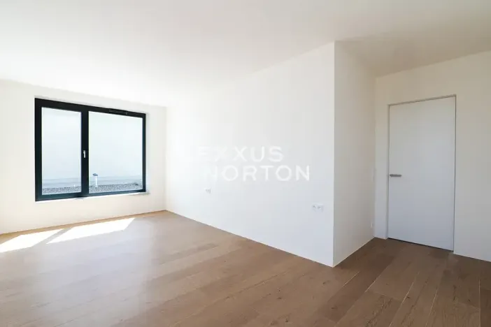 Prodej vily, Praha - Horní Měcholupy, U hostivařského nádraží, 260 m2