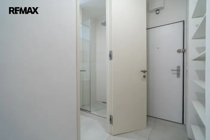 Pronájem bytu 2+kk, Praha - Libeň, V zahradách, 48 m2