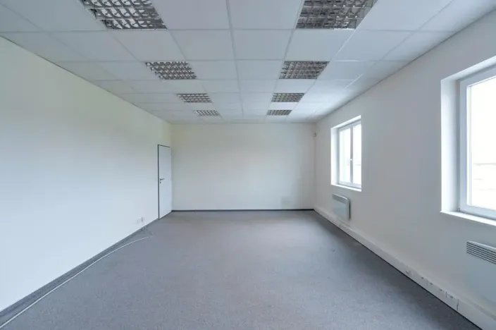 Pronájem skladu, Praha - Horní Počernice, 1395 m2