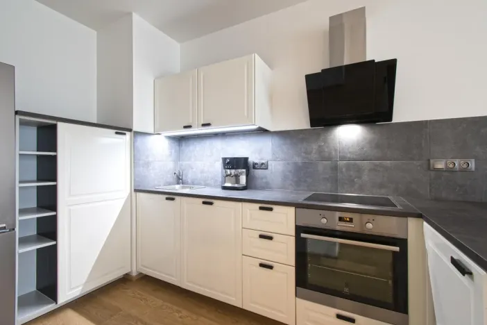 Pronájem bytu 2+kk, Praha - Nusle, V Horkách, 49 m2