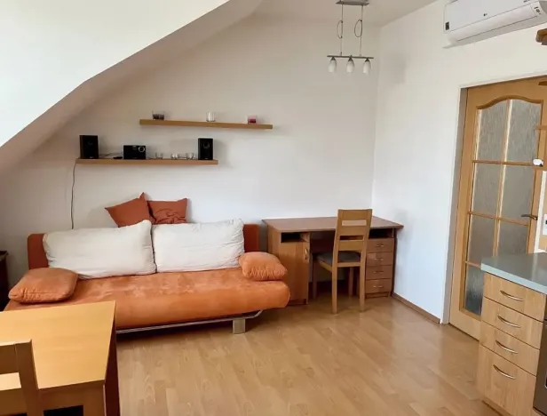 Pronájem bytu 2+kk, Brno, Cacovická, 45 m2