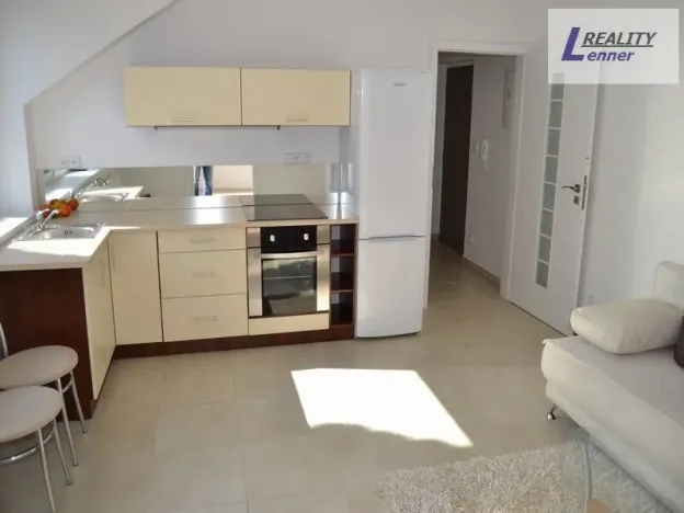 Pronájem bytu 2+kk, Dobříš, Příbramská, 46 m2