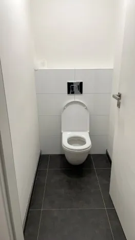 Pronájem bytu 2+kk, Praha - Holešovice, Ortenovo náměstí, 58 m2