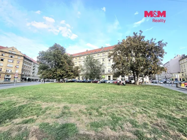 Prodej bytu 2+1, Praha - Bubeneč, Vítězné náměstí, 51 m2