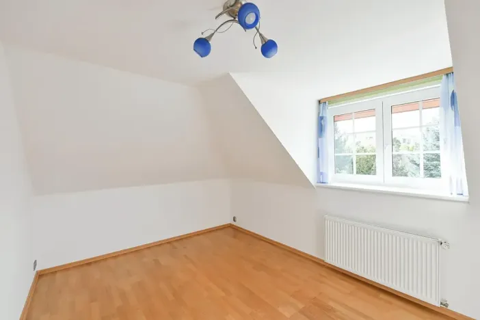 Pronájem rodinného domu, Praha - Štěrboholy, K valu, 220 m2