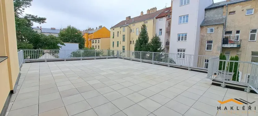 Pronájem bytu 2+kk, Jihlava, Divadelní, 65 m2