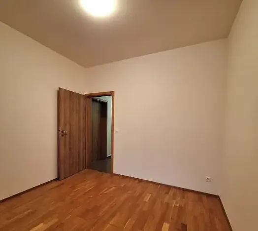 Pronájem bytu 2+kk, Praha - Nusle, Jaurisova, 51 m2
