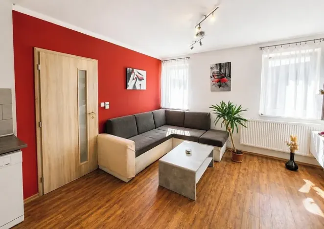 Pronájem bytu 3+kk, Tlučná, 56 m2