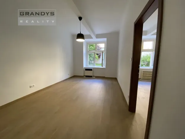 Pronájem bytu 2+kk, Praha, Ladova, 50 m2