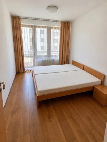 Pronájem bytu 2+kk, Praha - Karlín, Křižíkova, 56 m2