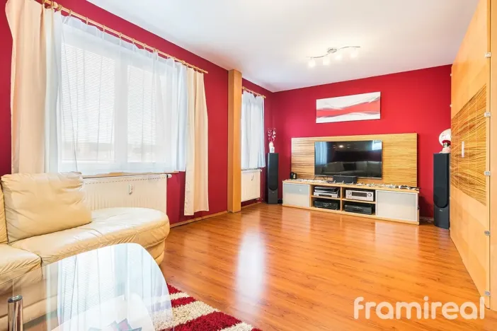 Prodej bytu 4+kk, Kuřim, Školní, 100 m2