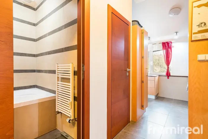 Prodej bytu 4+kk, Kuřim, Školní, 100 m2
