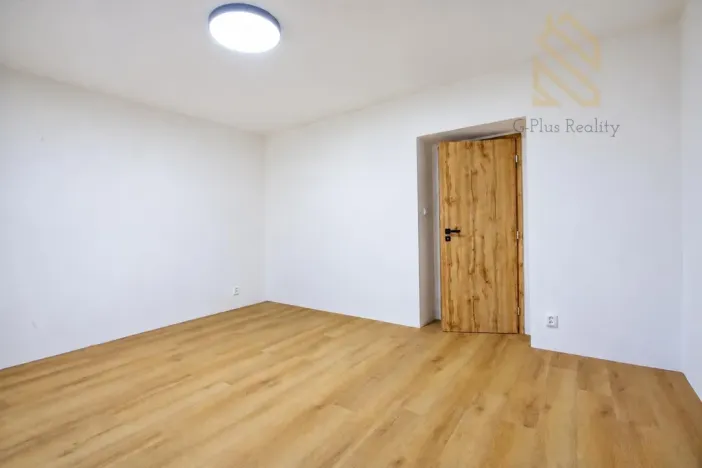 Pronájem bytu 2+1, Sulejovice, 59 m2