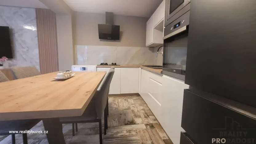 Prodej vícegeneračního domu, Obědkovice, 230 m2