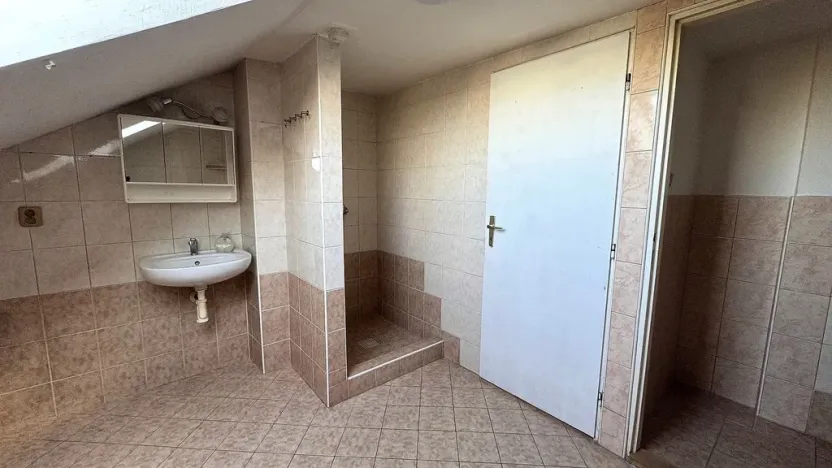 Prodej bytu 2+1, Opava, Přerovecká, 60 m2