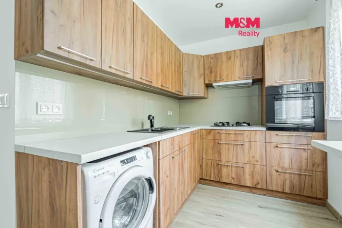 Prodej bytu 3+1, Karviná - Mizerov, Na Kopci, 72 m2