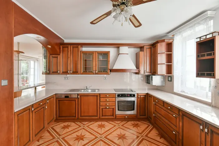 Pronájem rodinného domu, Praha - Štěrboholy, K valu, 220 m2